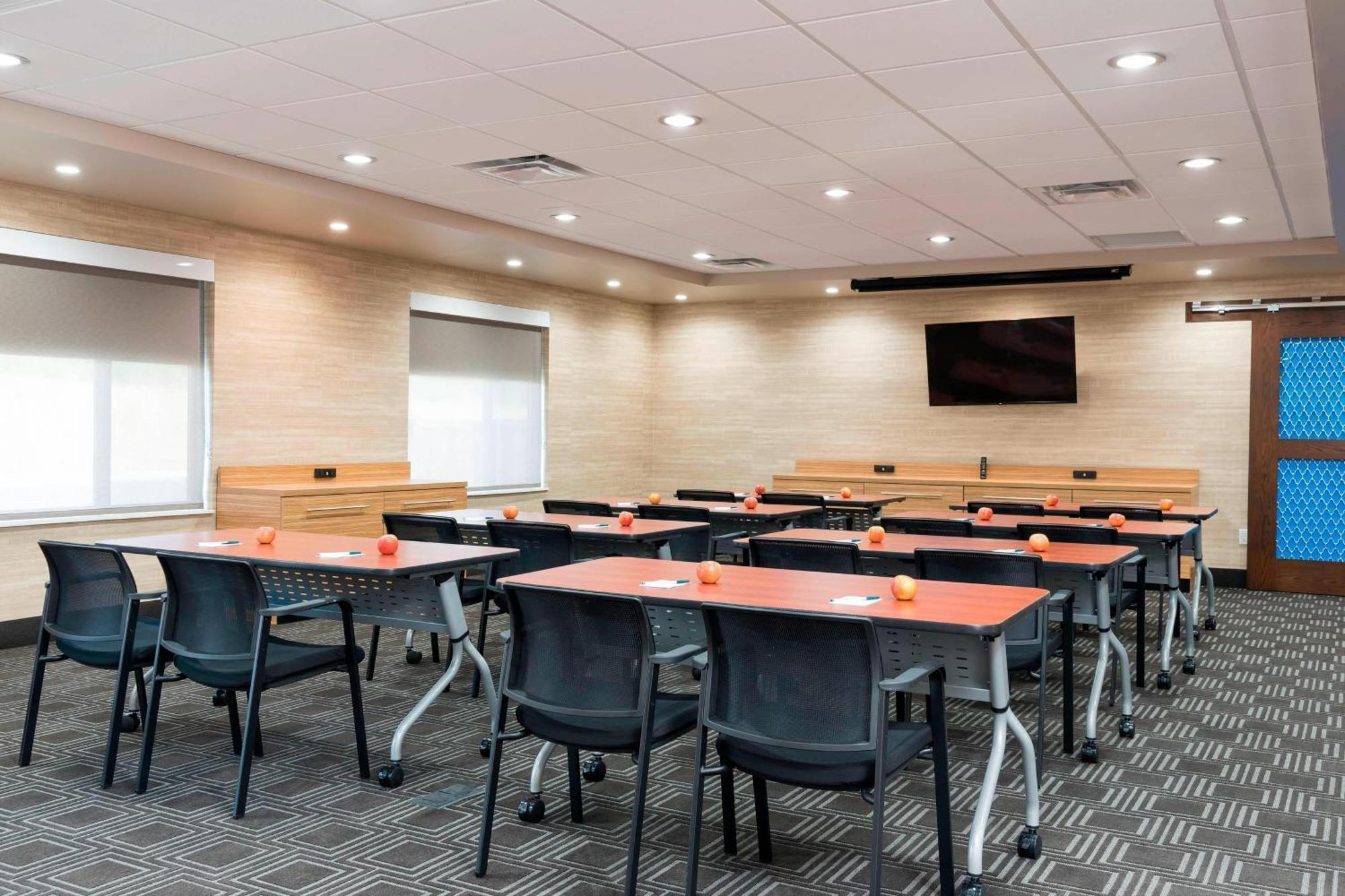 Towneplace Suites By Marriott Ontario-Mansfield Exterior foto
